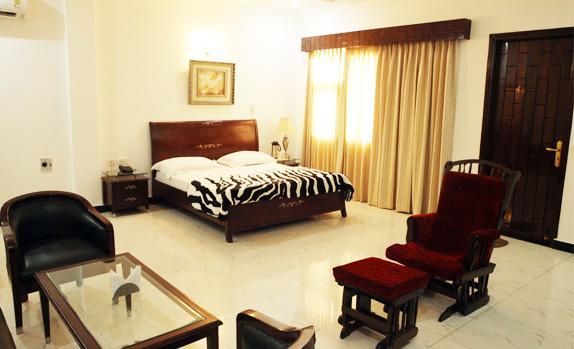 Gajraula Haveli Resort Экстерьер фото